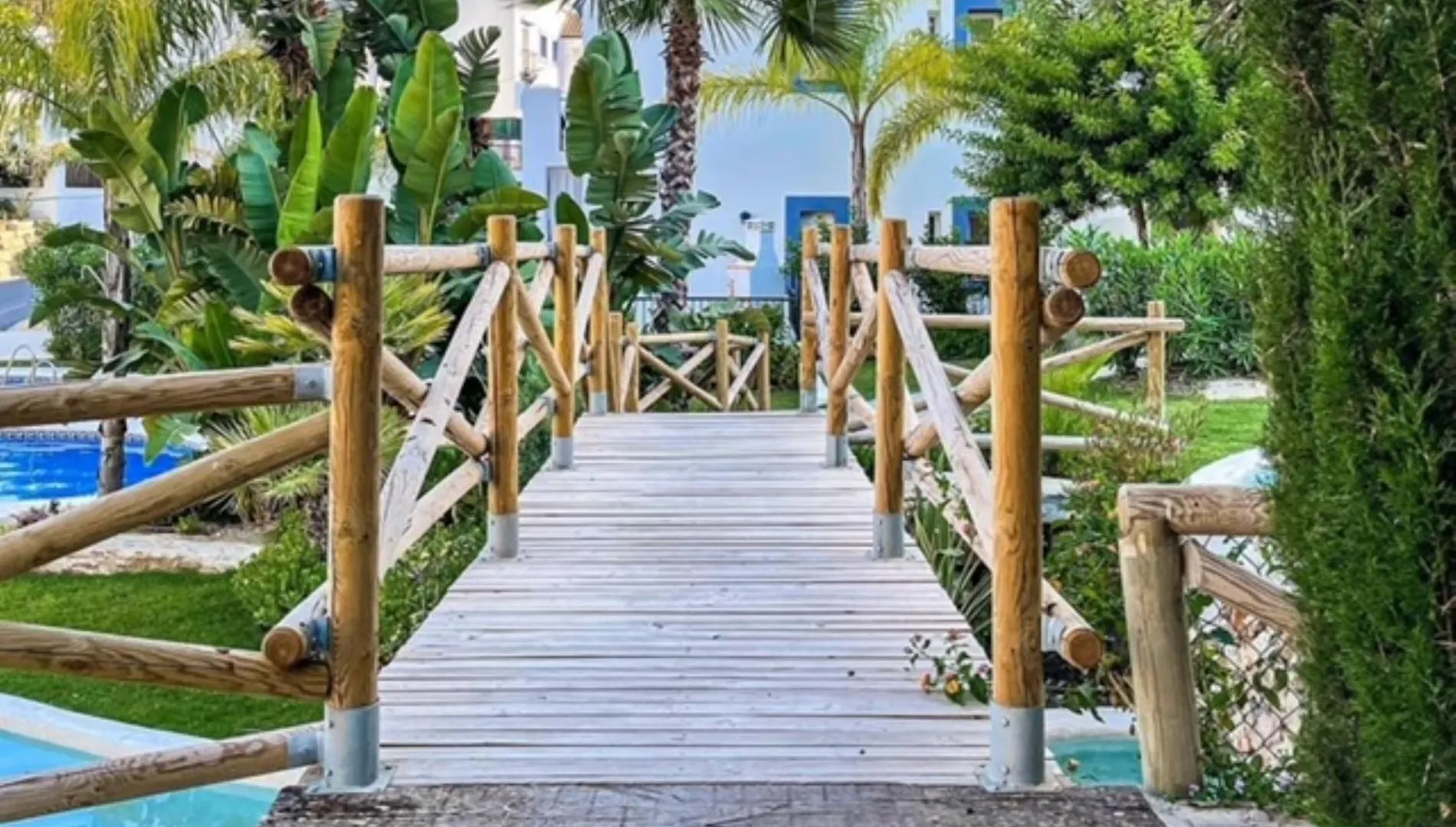 Paraiso Pueblo Penthouse With Sea Views - 5803 Estepona